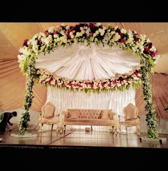Hall Decor